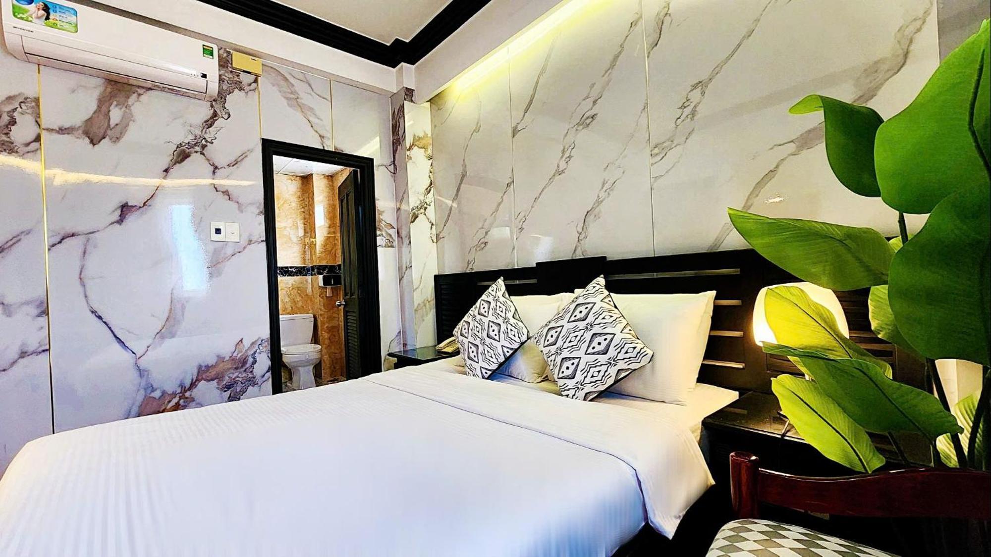 Khách sạn Rosa Group & Spa 3*