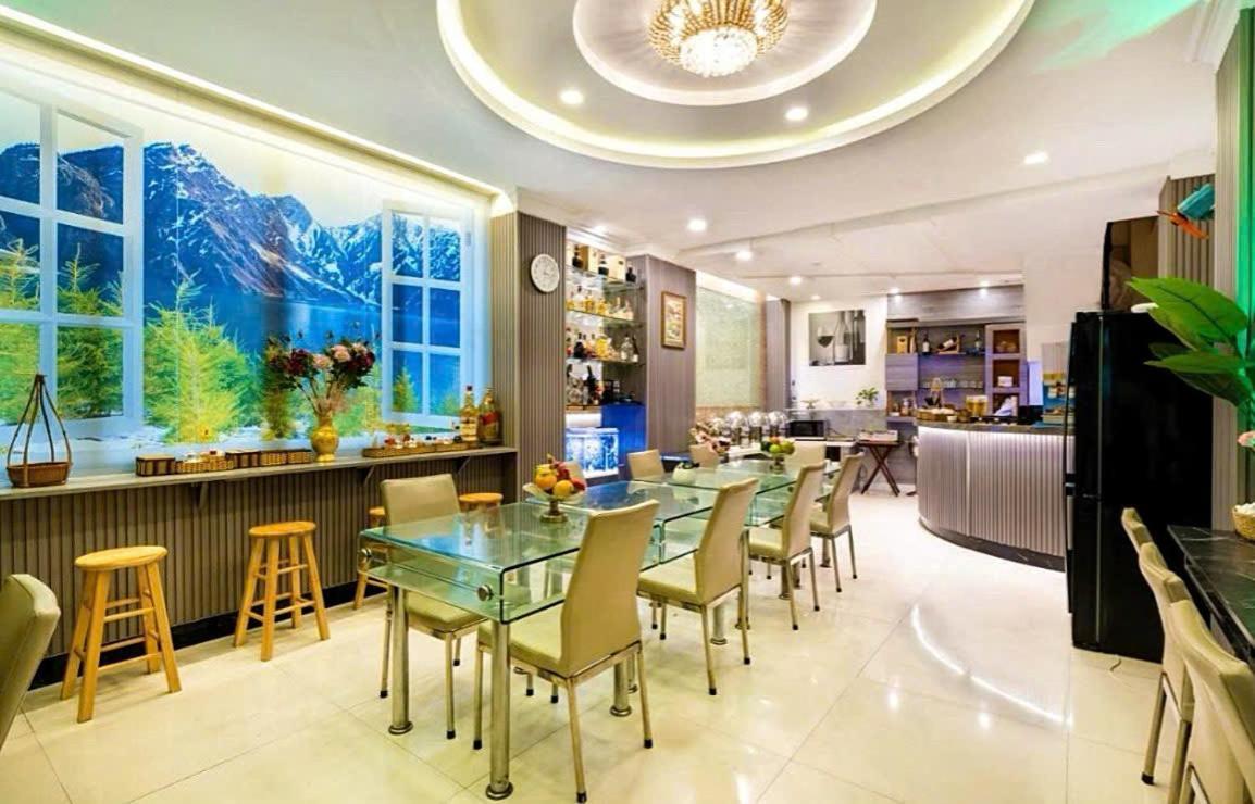 Khách sạn Rosa Group & Spa TP. Hồ Chí Minh